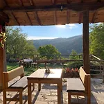 Guest house Family Byalata Kashta