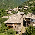 Family Byalata Kashta Guest house
