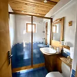 Family Byalata Kashta Guest house Kovacevica