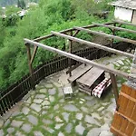 Family Byalata Kashta Guest house 3*