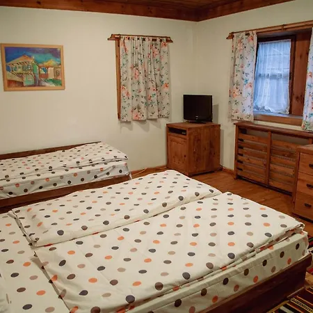 Family Byalata Kashta 3* Kovačevica
