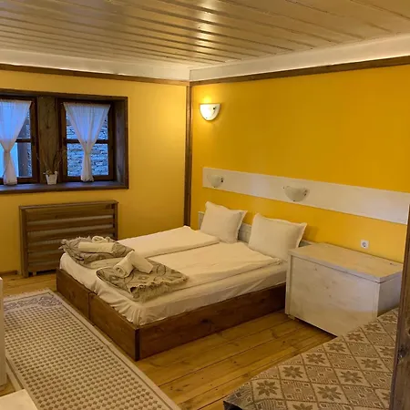 Family Byalata Kashta Guest house