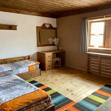 Family Byalata Kashta Guest house Kovacevica