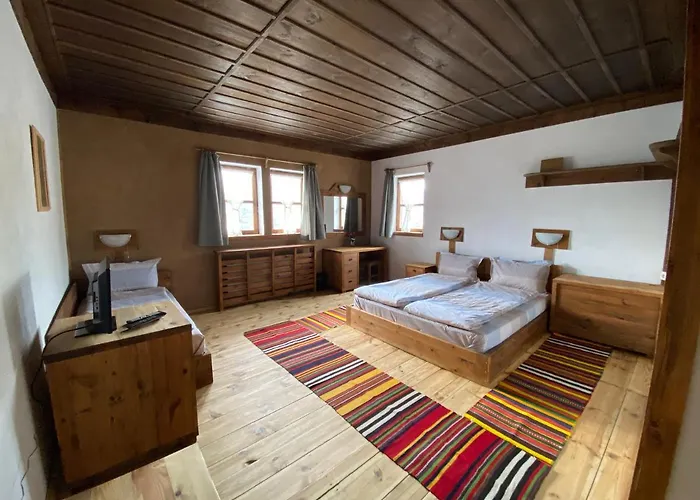 Guest house Family Byalata Kashta Kovacevica