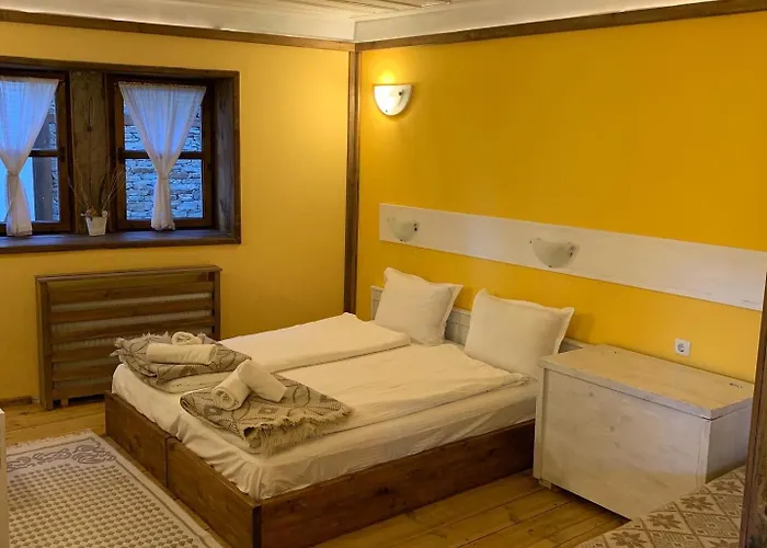 Family Byalata Kashta Guest house