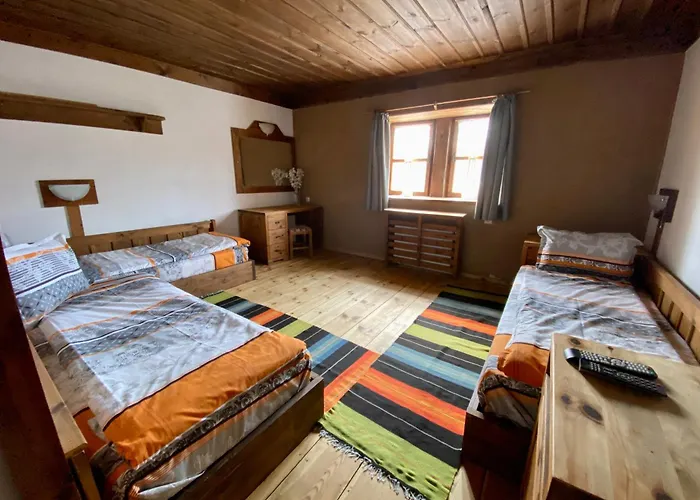 Family Byalata Kashta