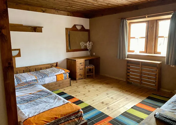 Family Byalata Kashta Guest house Kovacevica