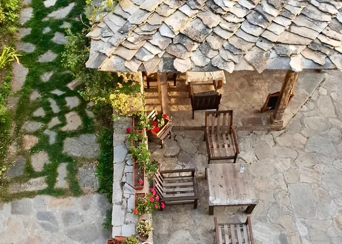 Family Byalata Kashta Guest house