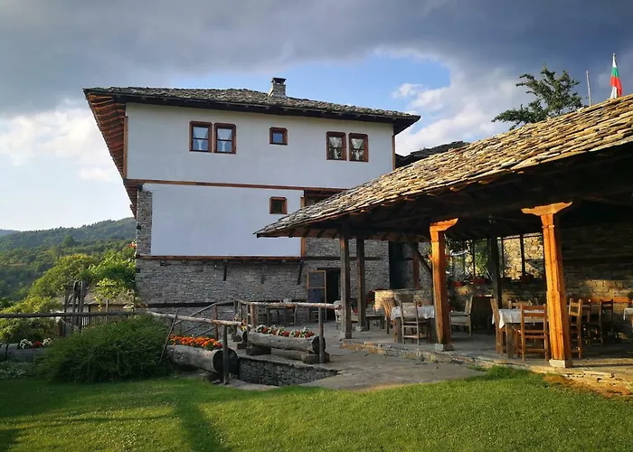 Family Byalata Kashta 3* Kovačevica