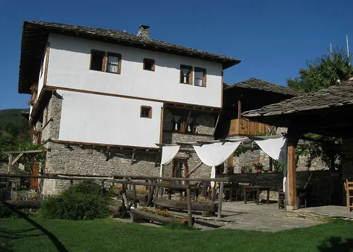 Guest house Family Byalata Kashta