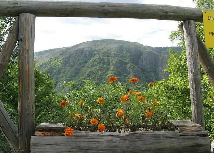 Family Byalata Kashta Guest house