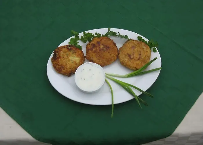 Family Byalata Kashta 3*